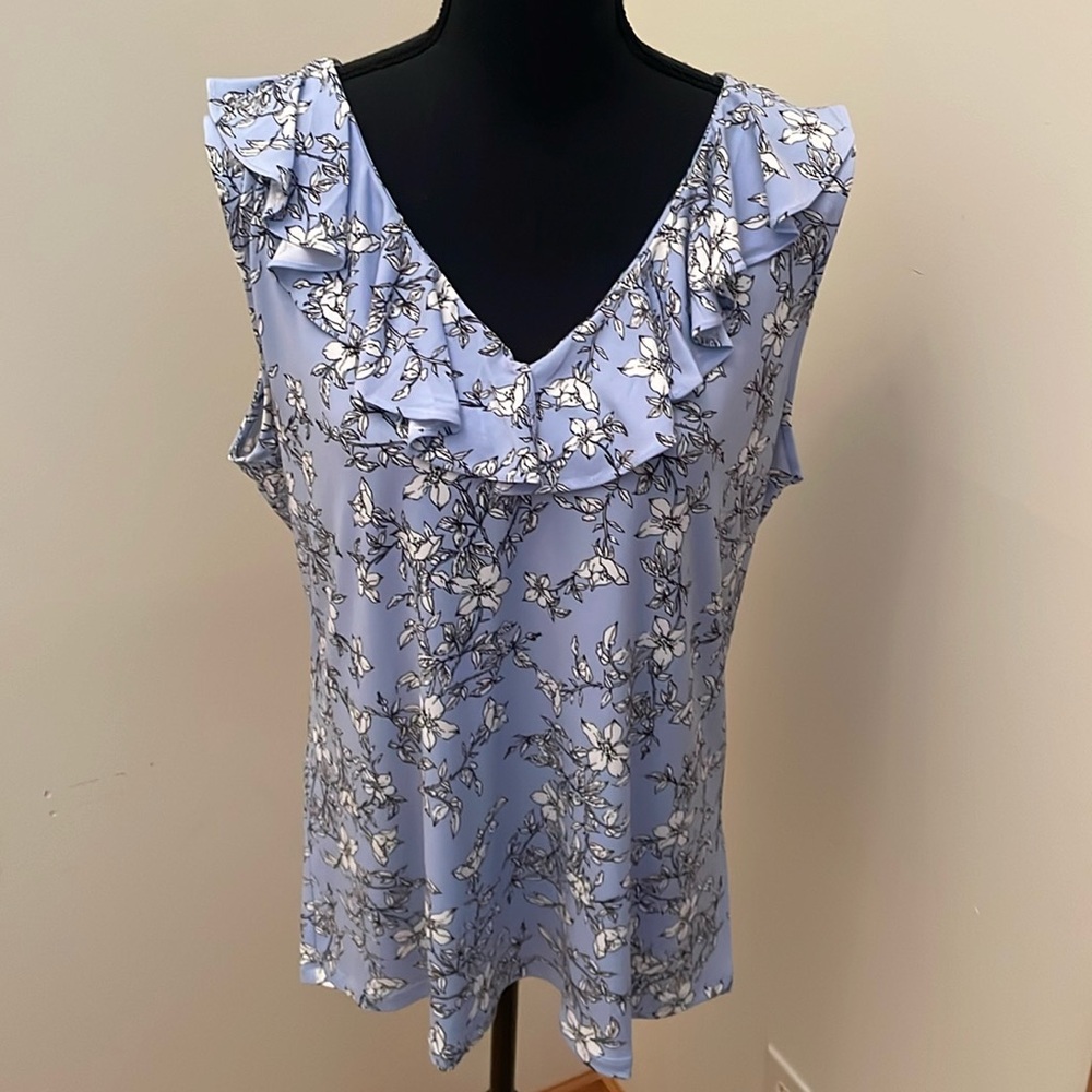 Karl Lagerfeld Paris sleeveless blouse, blue floral, XL